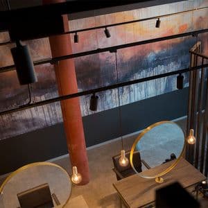 Kunstinstallasjon på Olimb Frisør Munchs Brygge.